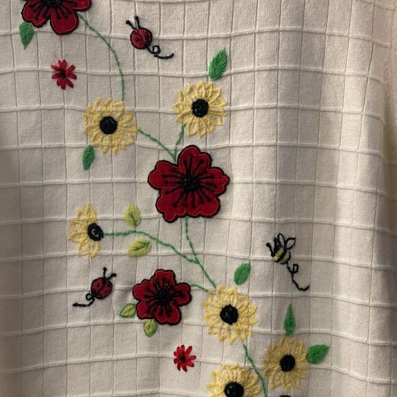 Vintage Alfred Dunner Floral Embroidered Short Sleeve Sweater - Size M - Picture 3 of 8